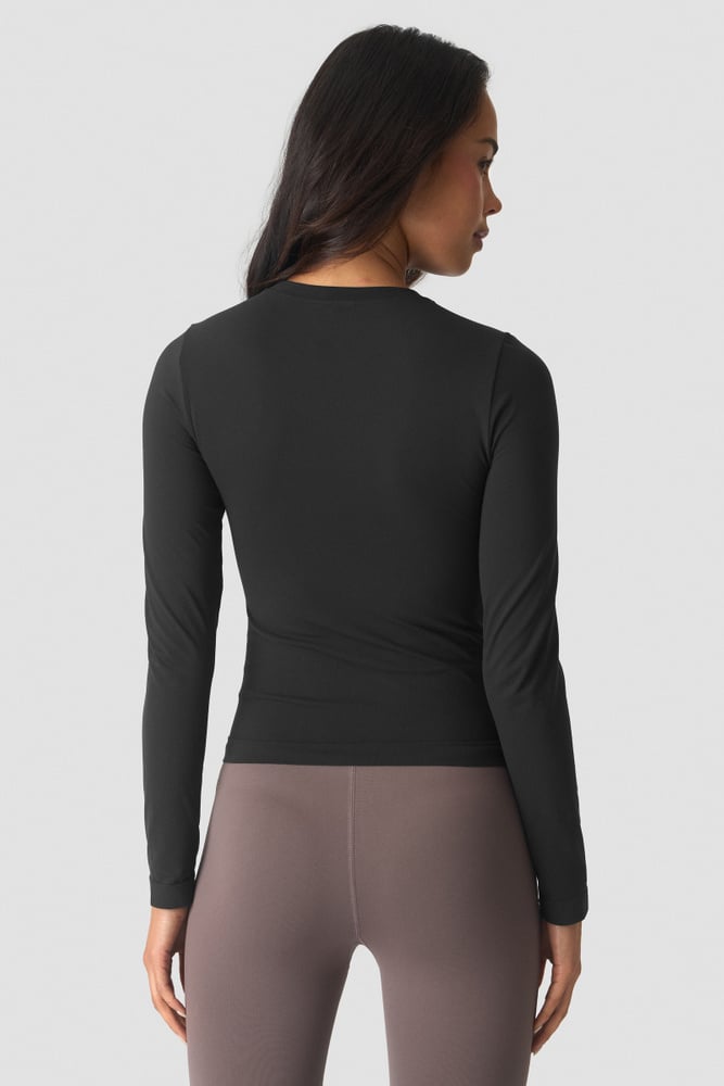 Essence Seamless Long Sleeve Black