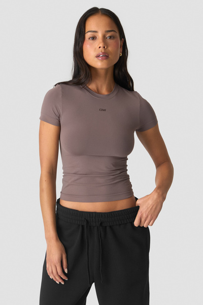 Essence Seamless Tee Dusty Brown - undefined