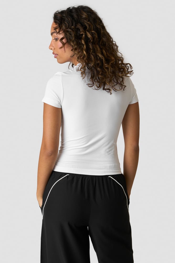 Essence Seamless Tee White Snow