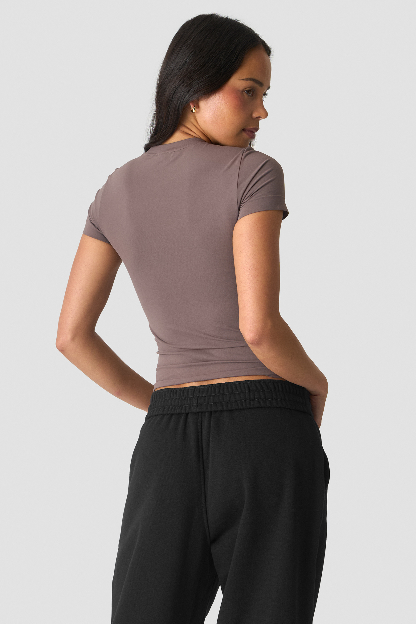 Essence Seamless Tee Dusty Brown - image 2