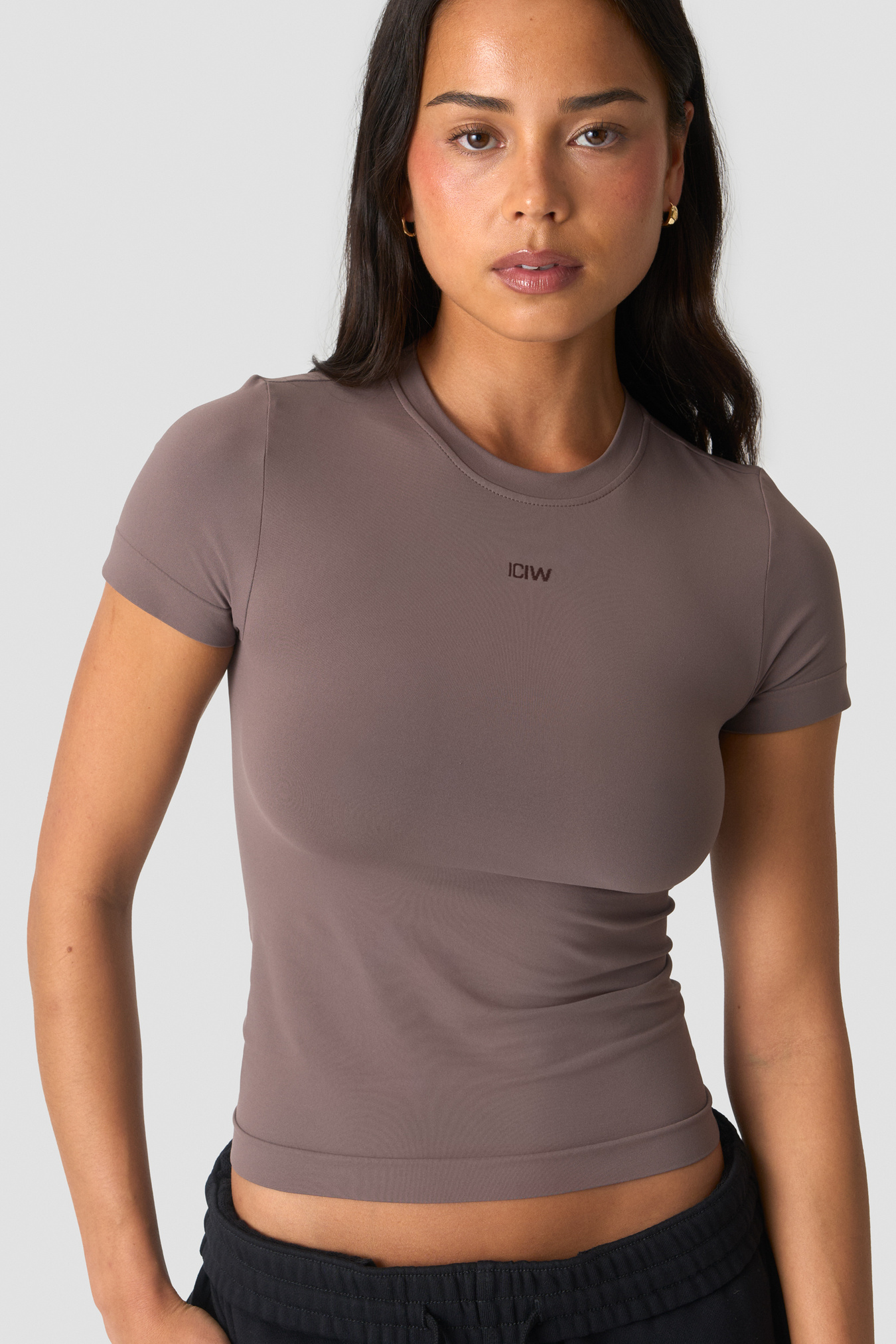 Essence Seamless Tee Dusty Brown - image 3