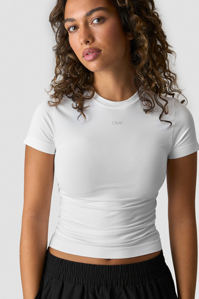 Essence Seamless Tee White Snow - undefined