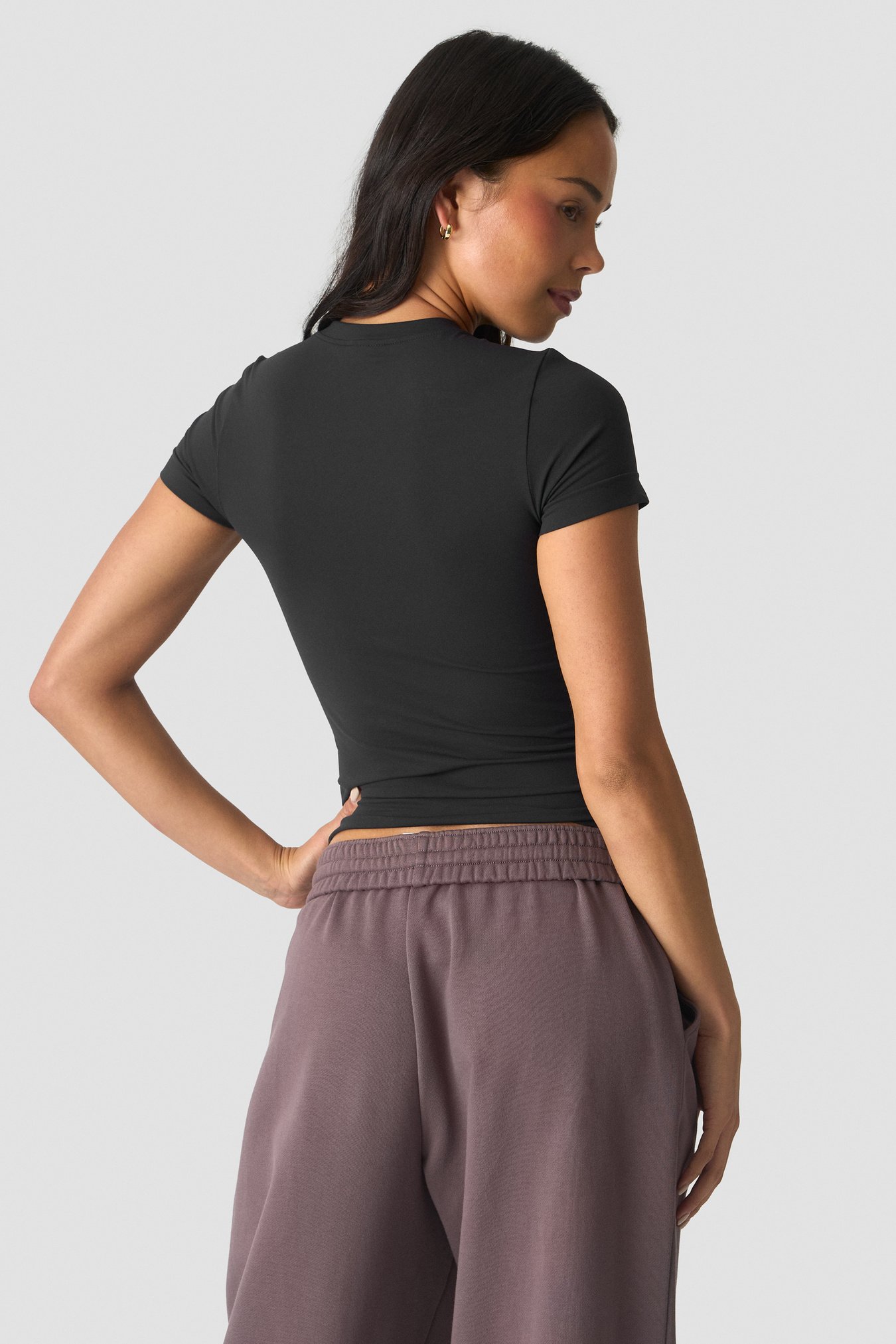 Essence Seamless Tee Black - image 2