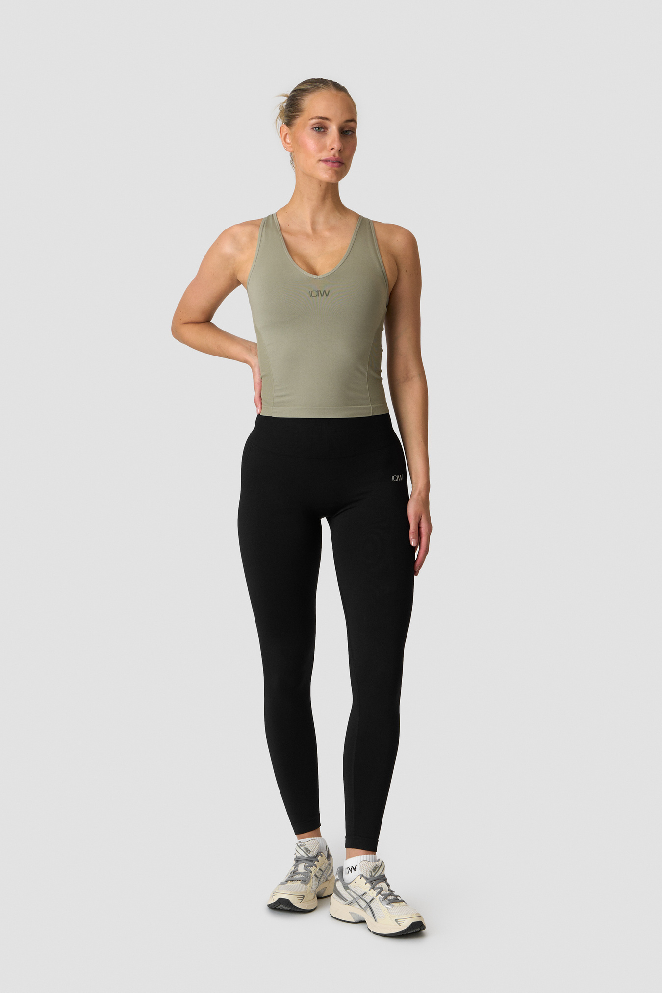 Sculpt Seamless V-neck Tank Light Khaki Green - image 4