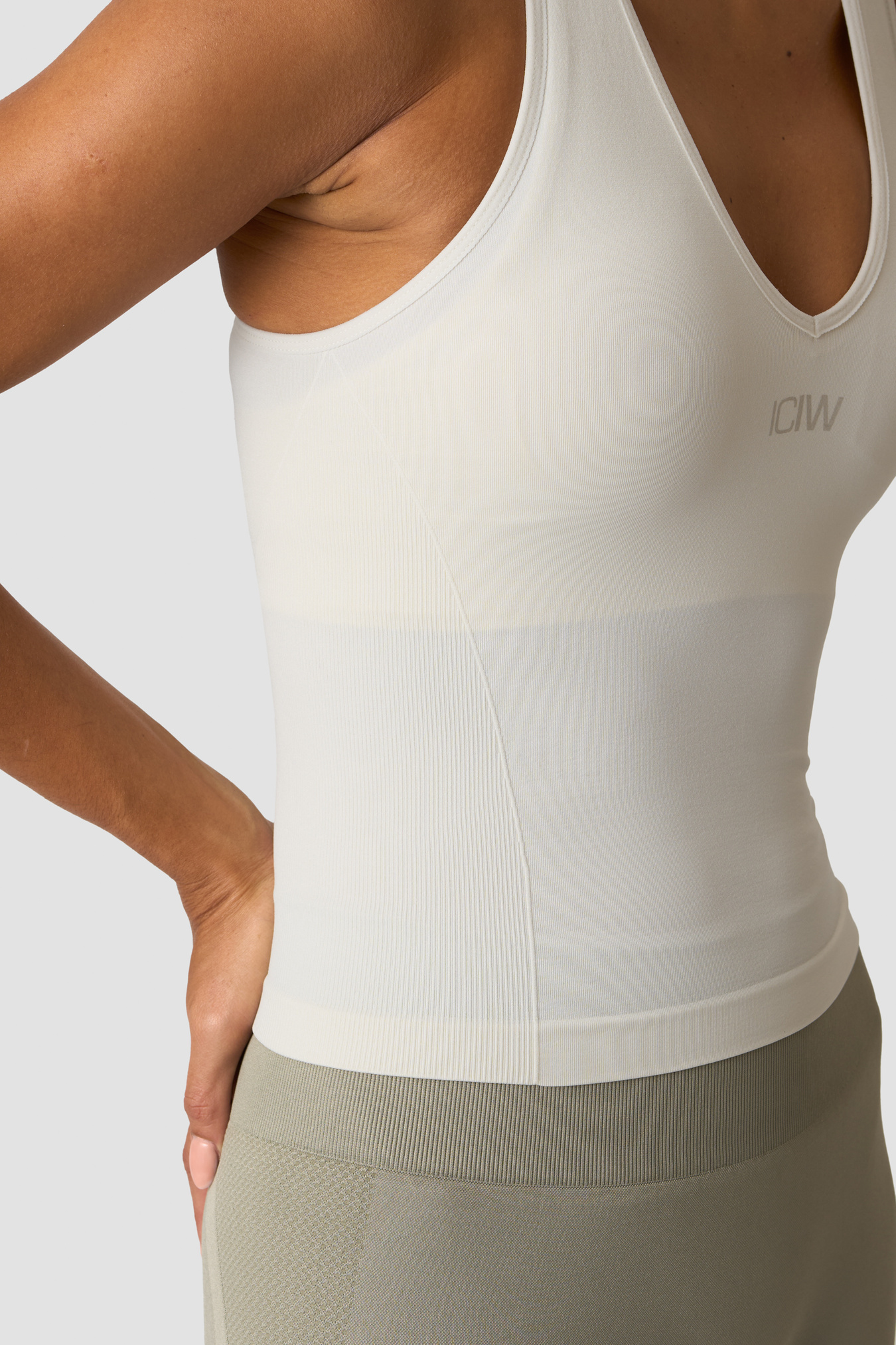 Sculpt Seamless V-neck Tank Ivory - image 1