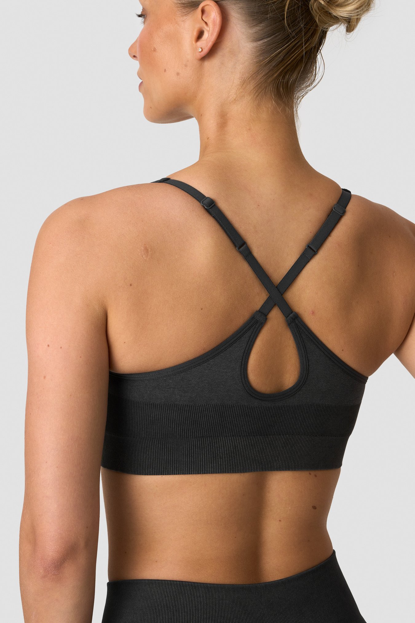 Sculpt Seamless V-neck Sports Bra Stone Wash Black - image 1