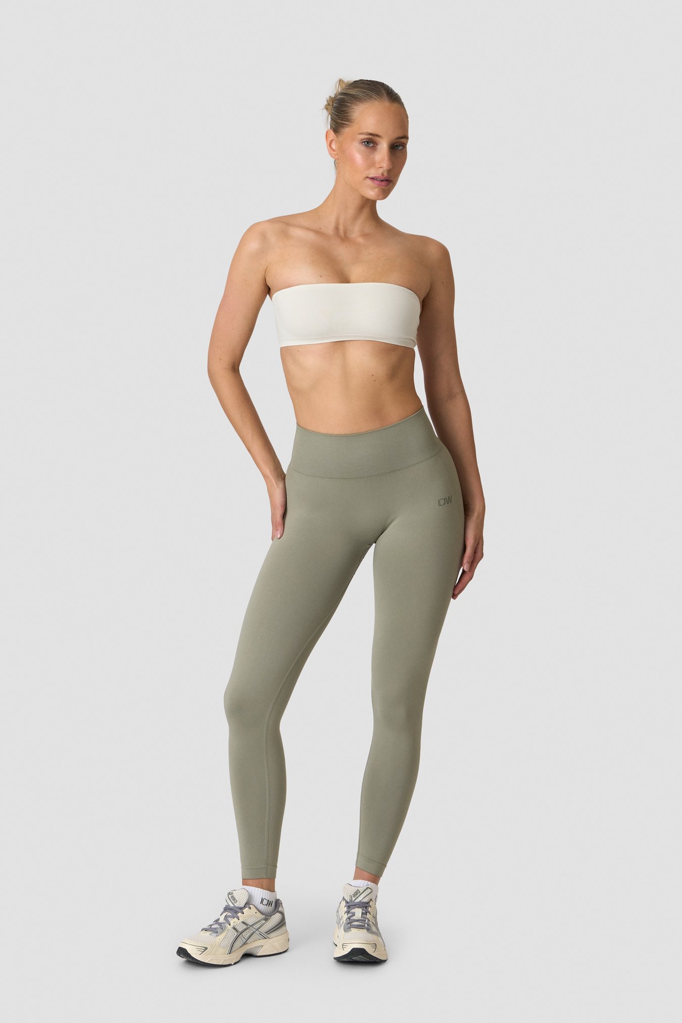 Sculpt Seamless Tights Light Khaki Green - image 4