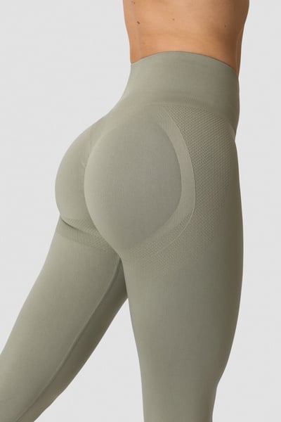 
                    Sculpt Seamless Tights Light Khaki Green
                    
                  