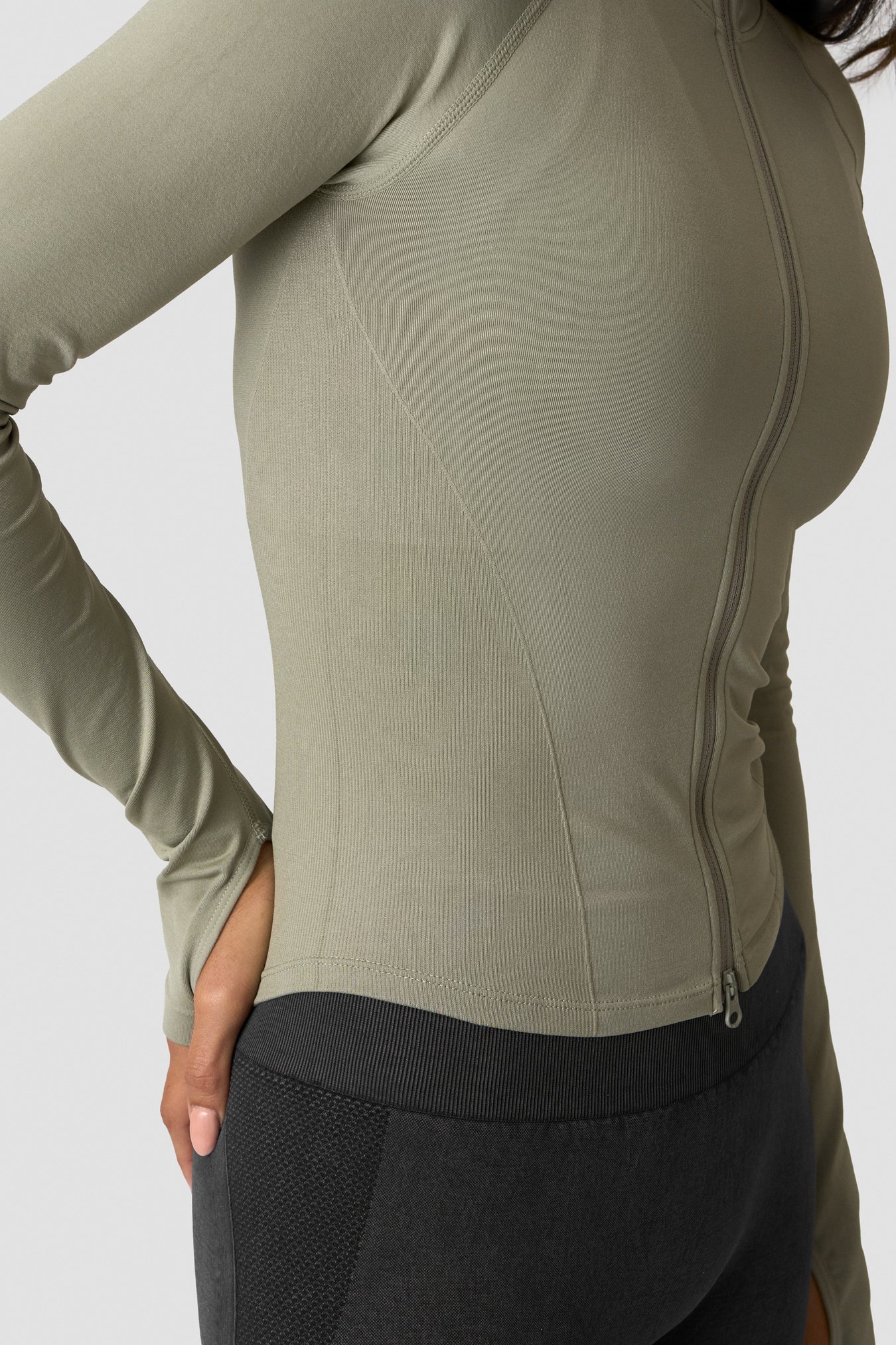 Sculpt Seamless 2-Way Zip LS Light Khaki Green - bild 4