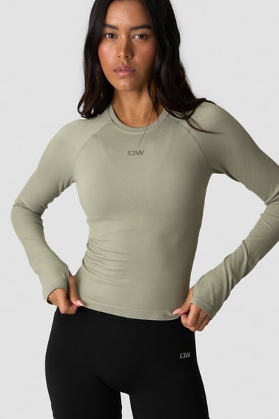 
                    Sculpt Seamless Ribbed LS Light Khaki Green
                    
                  