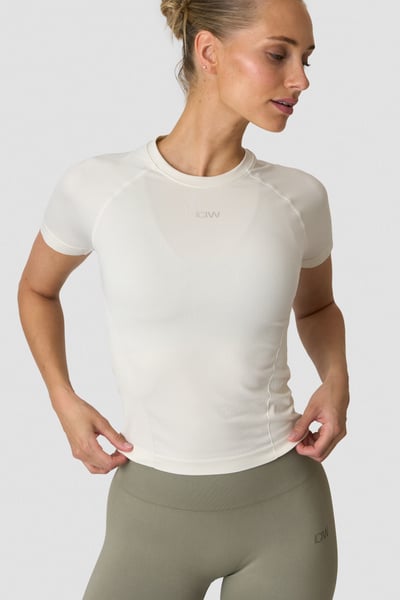 
                    Sculpt Seamless T-shirt  Ivory
                    
                  
