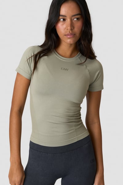 
                    Sculpt Seamless T-shirt  Light Khaki Green
                    
                  