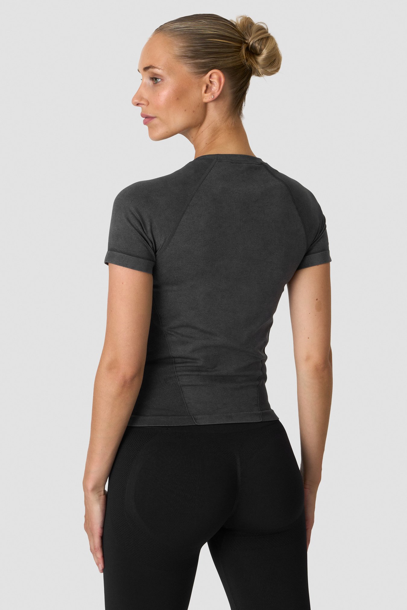 Sculpt Seamless T-shirt  Stone Wash Black - bild 2