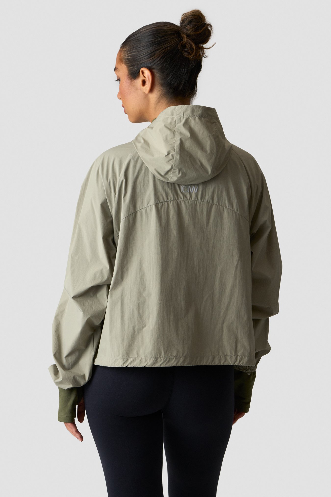 Essential Wind Jacket Light Khaki Green - image 4