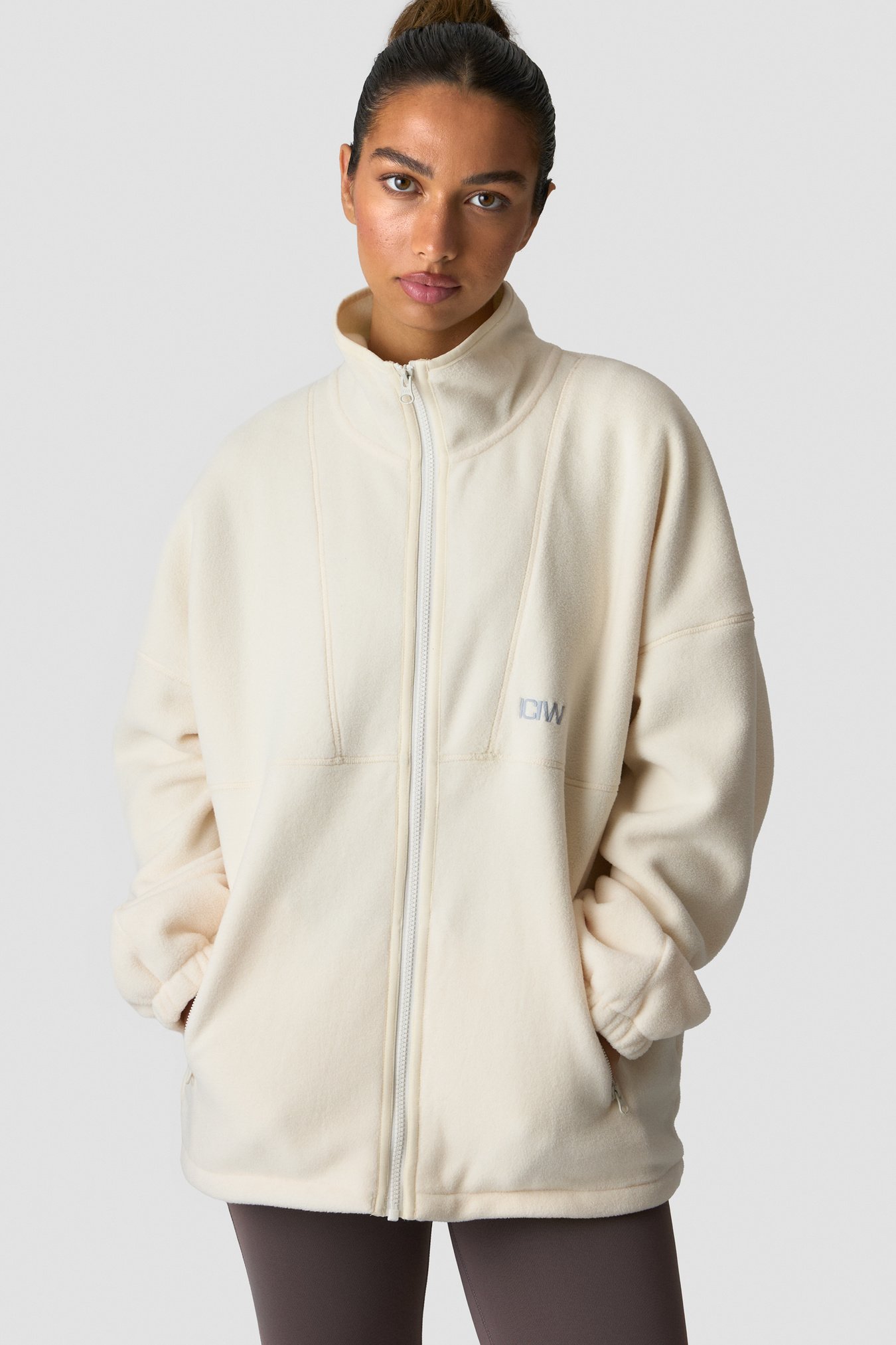 Essential Fleece Cream - image 1