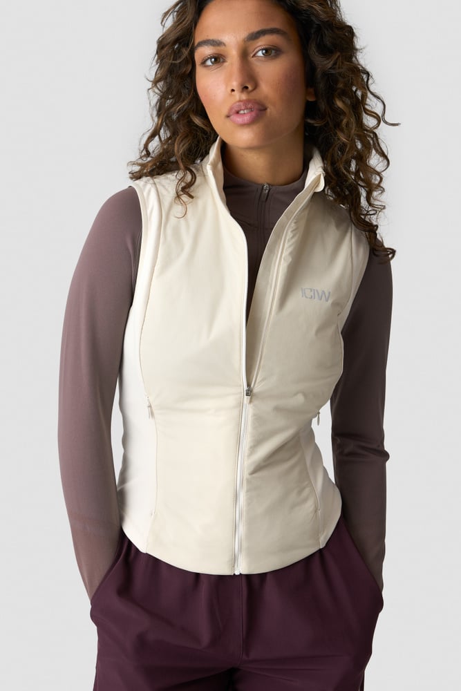 Essential Insulated Vest Cream