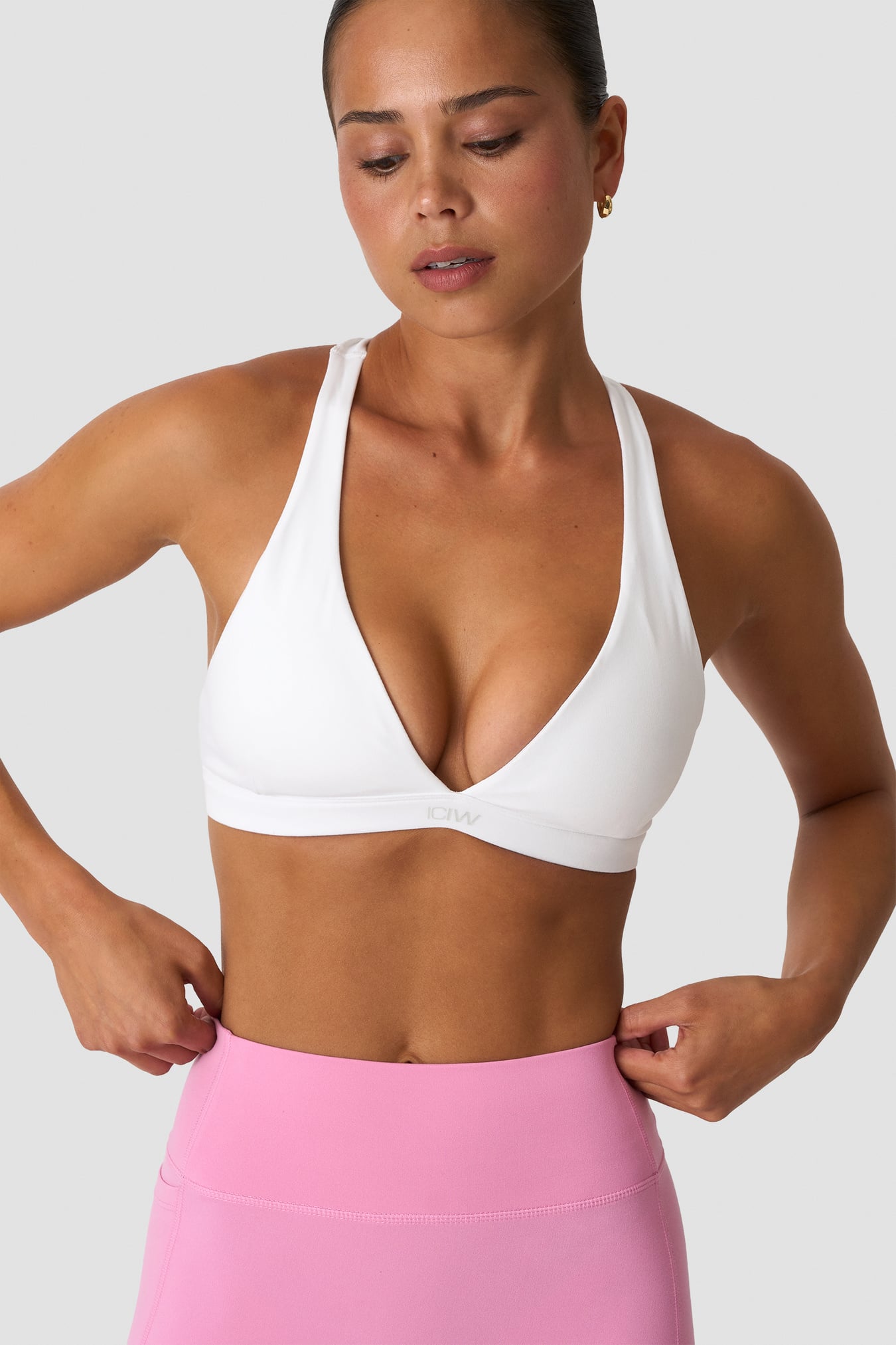 Luxe V-neck Sports Bra White Snow - image 1