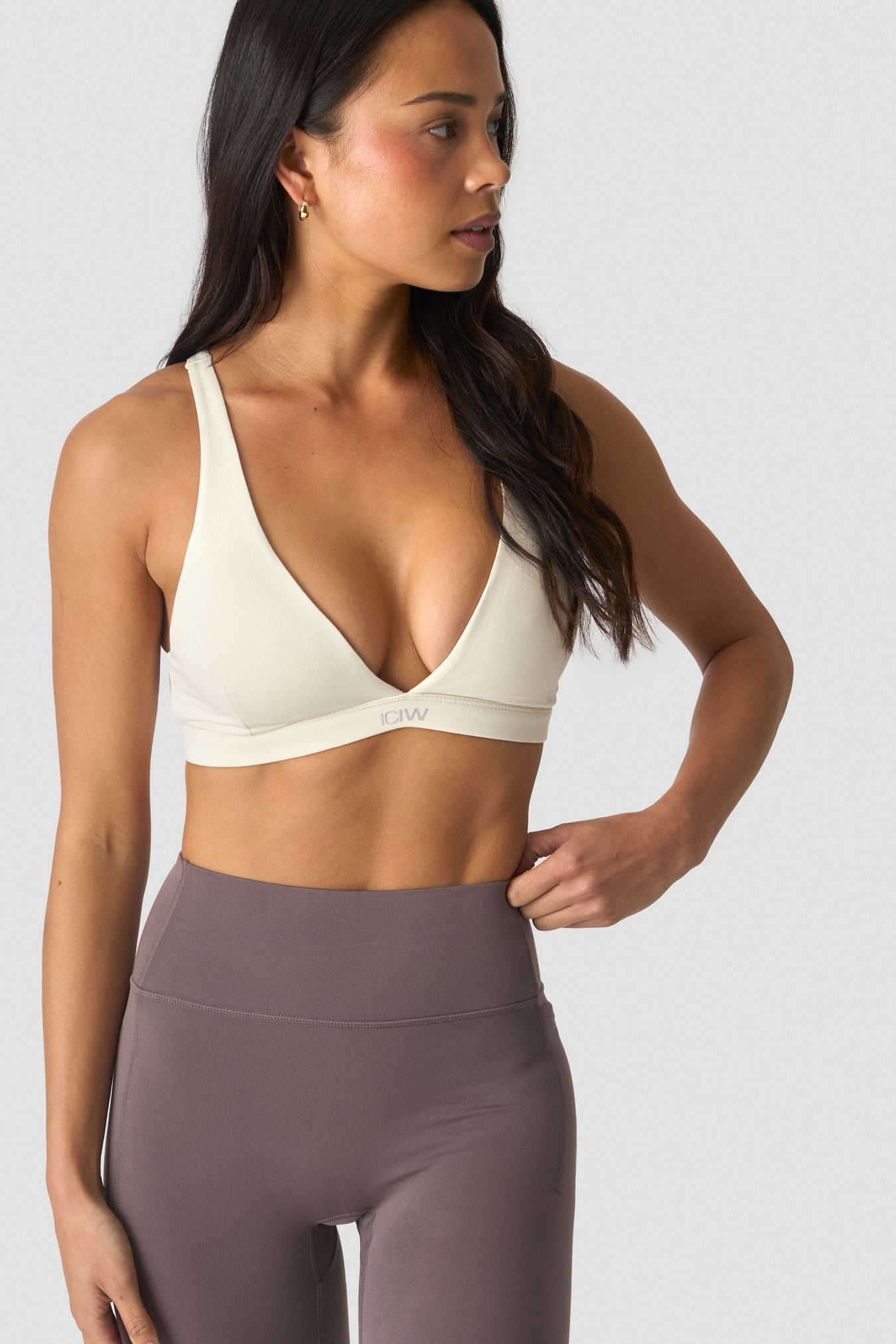 Luxe V-neck Sports Bra Cream - image 2