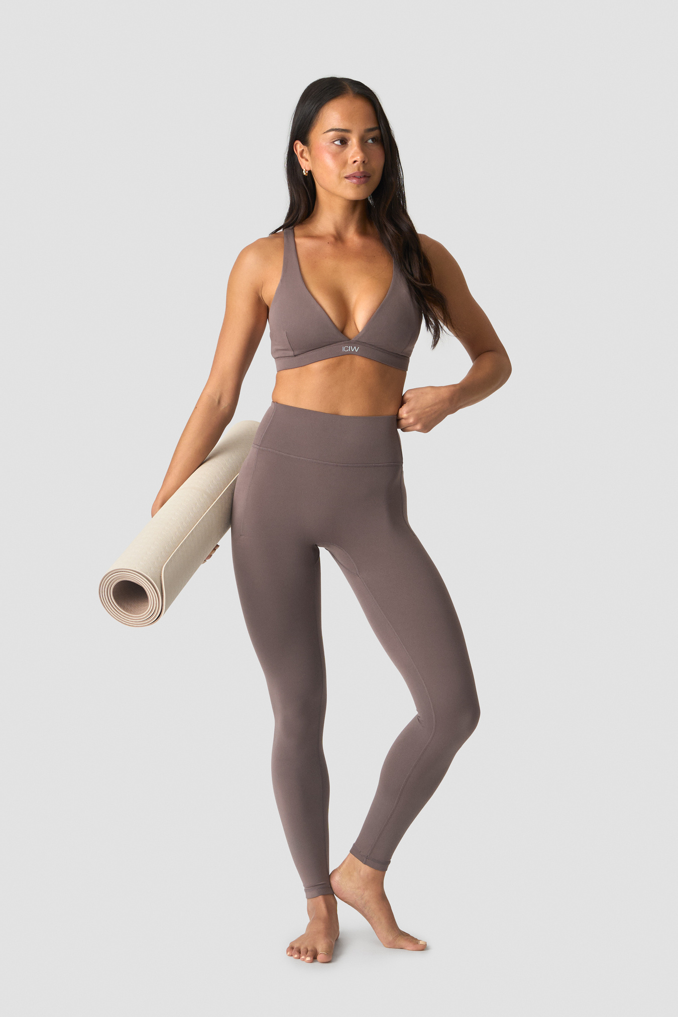Luxe V-neck Sports Bra Dusty Brown - image 2