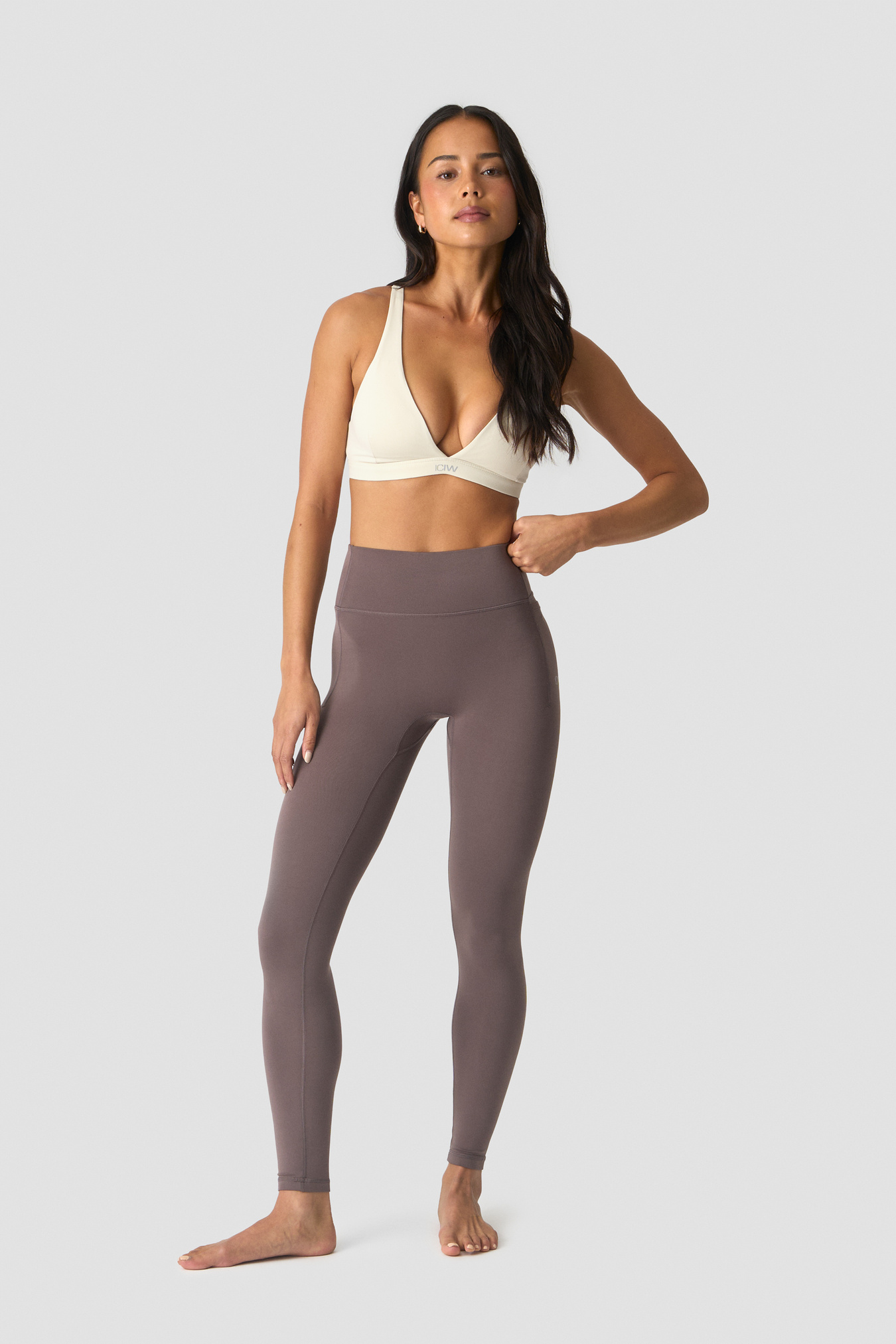 Luxe V-neck Sports Bra Cream - image 3