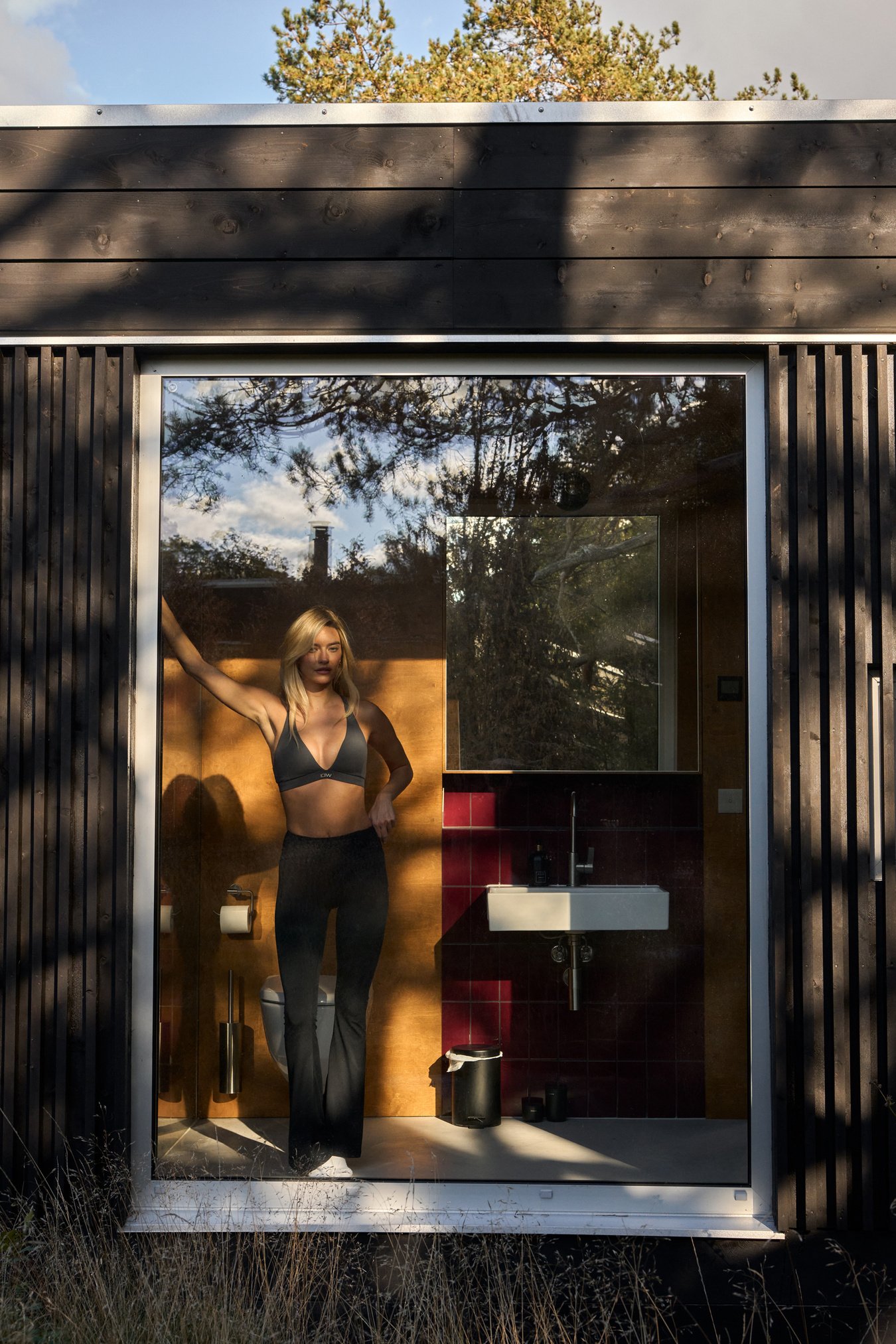 Luxe V-neck Sports Bra Charcoal Grey - image 5