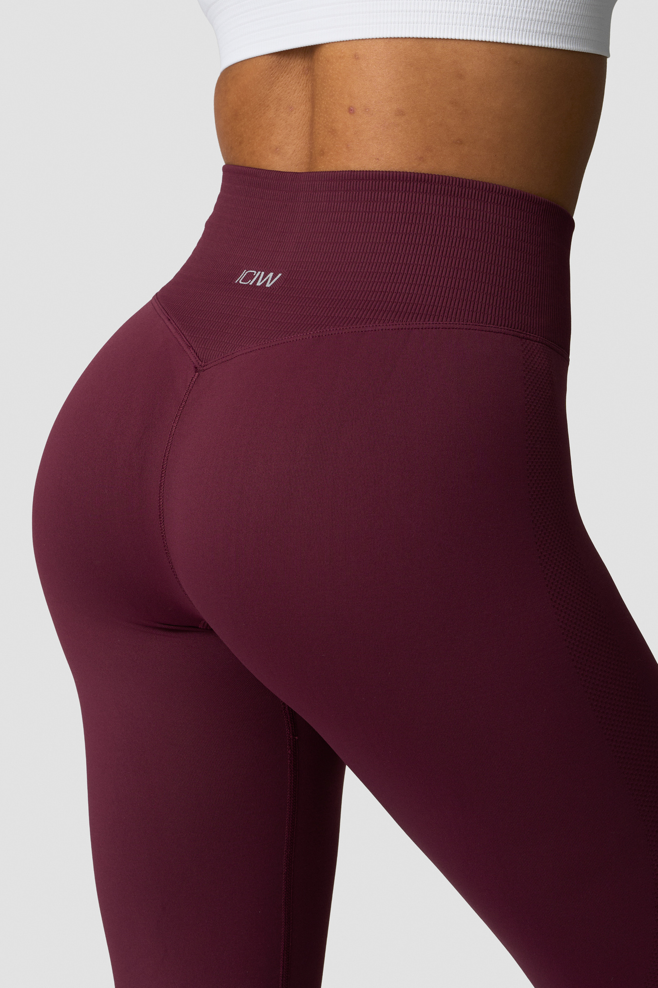 Define Seamless V-shape Tights Dark Mahogany - image 3