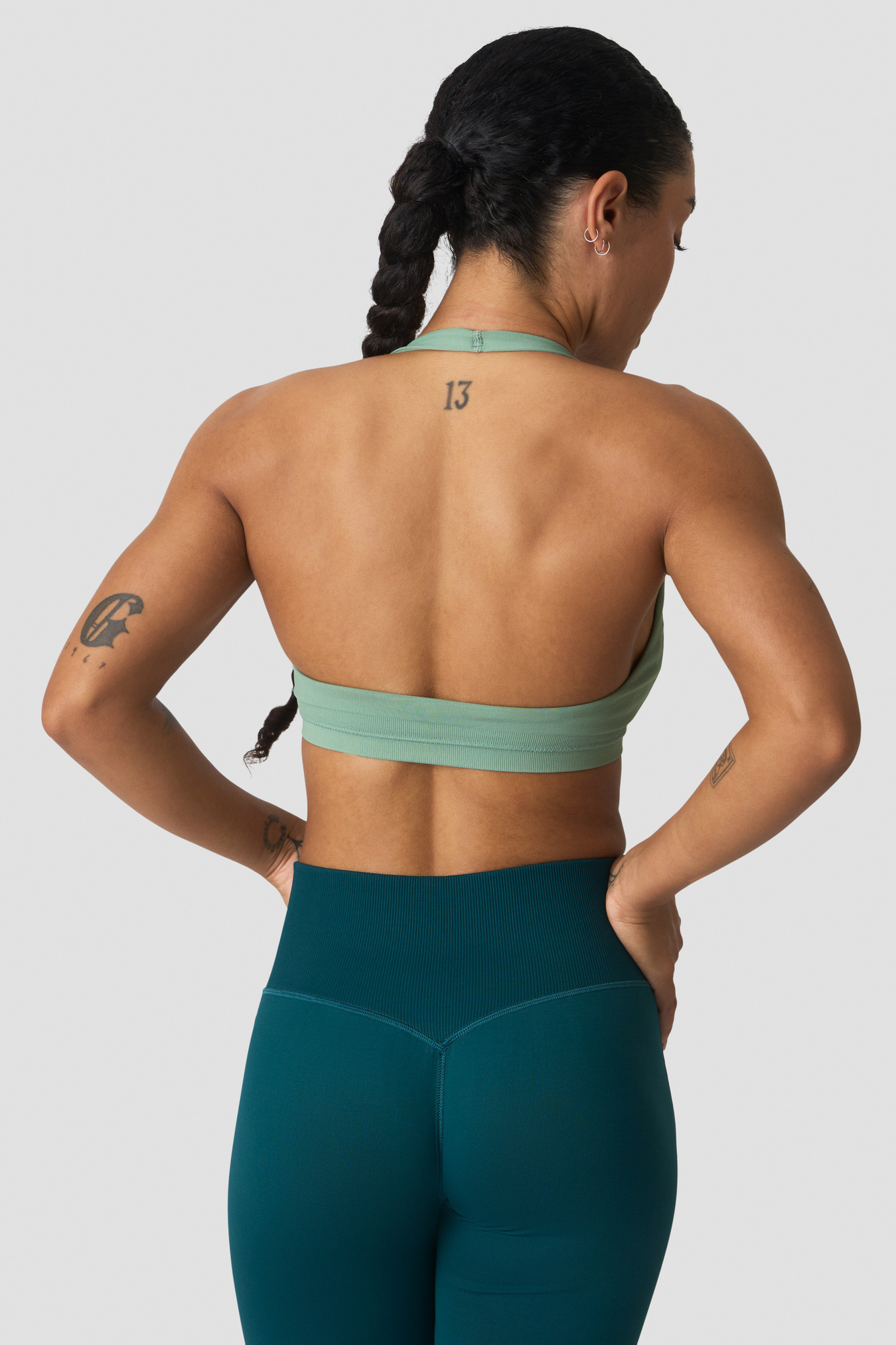 Define Seamless Halter Sports Bra Light Moss Green - imagen 6