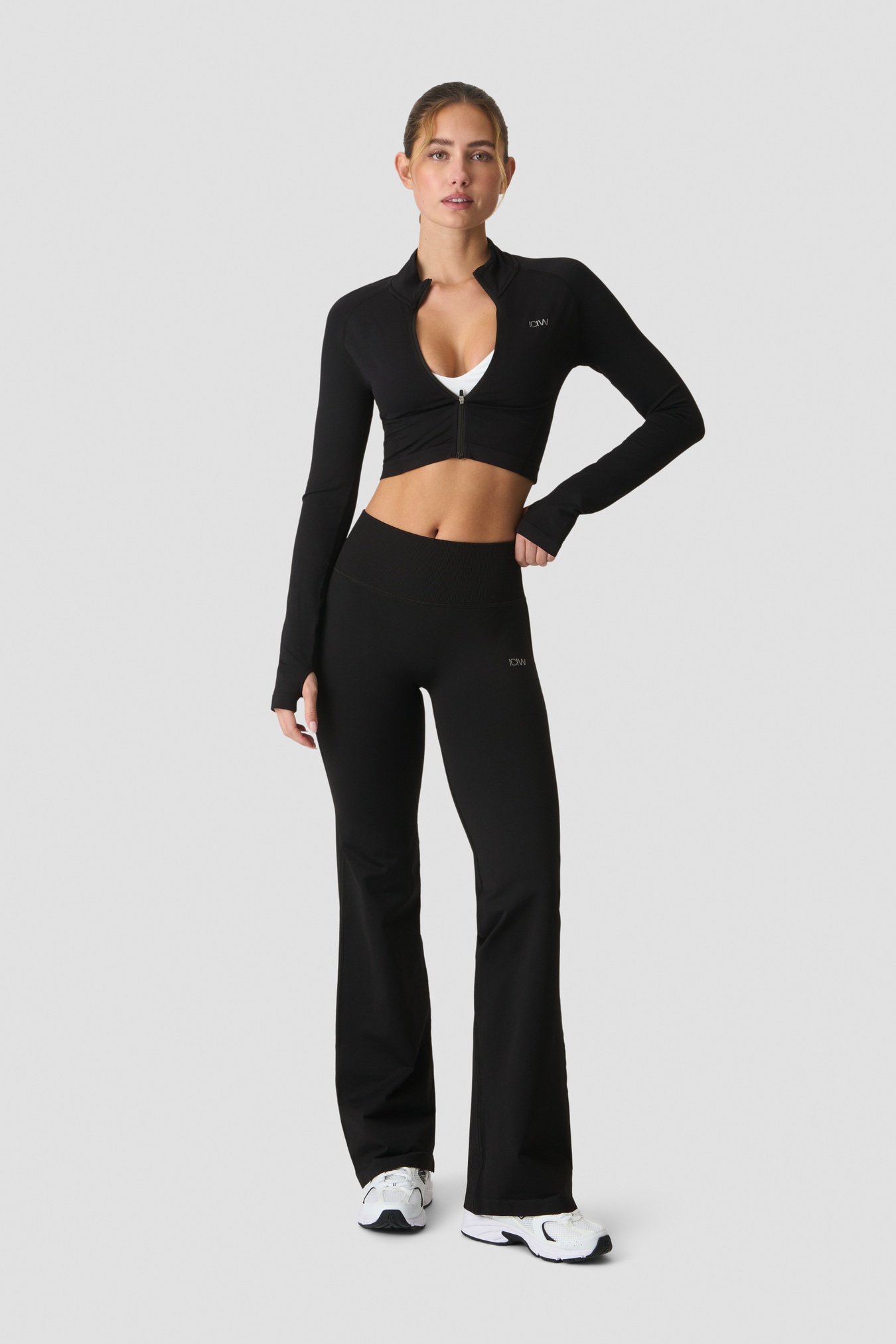 Define Seamless Cropped Zip Jacket Black - billede 1
