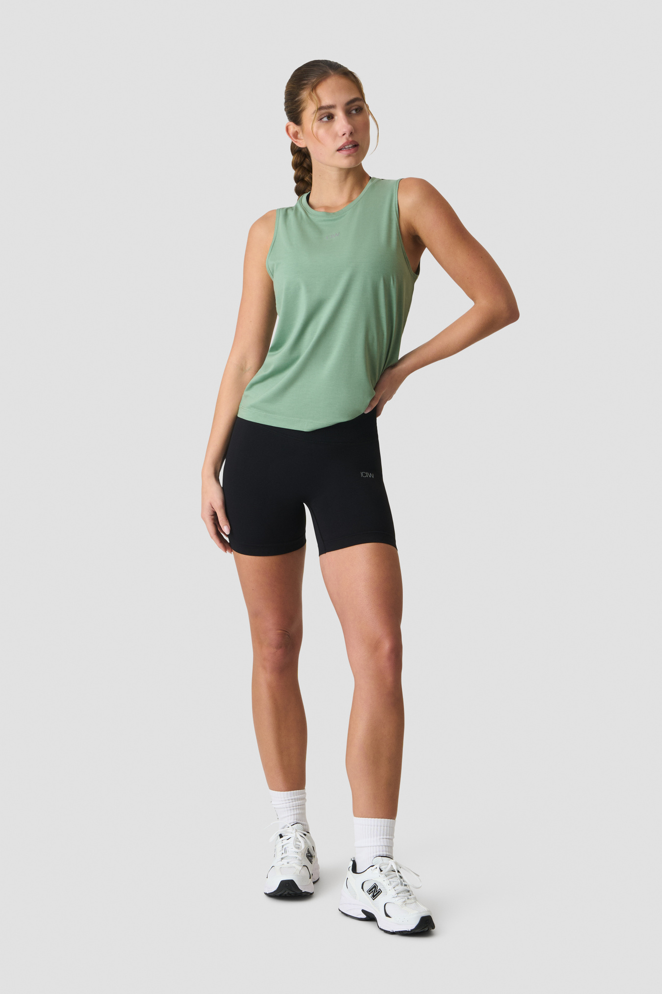 Define Loose Tank Light Moss Green - imagen 3