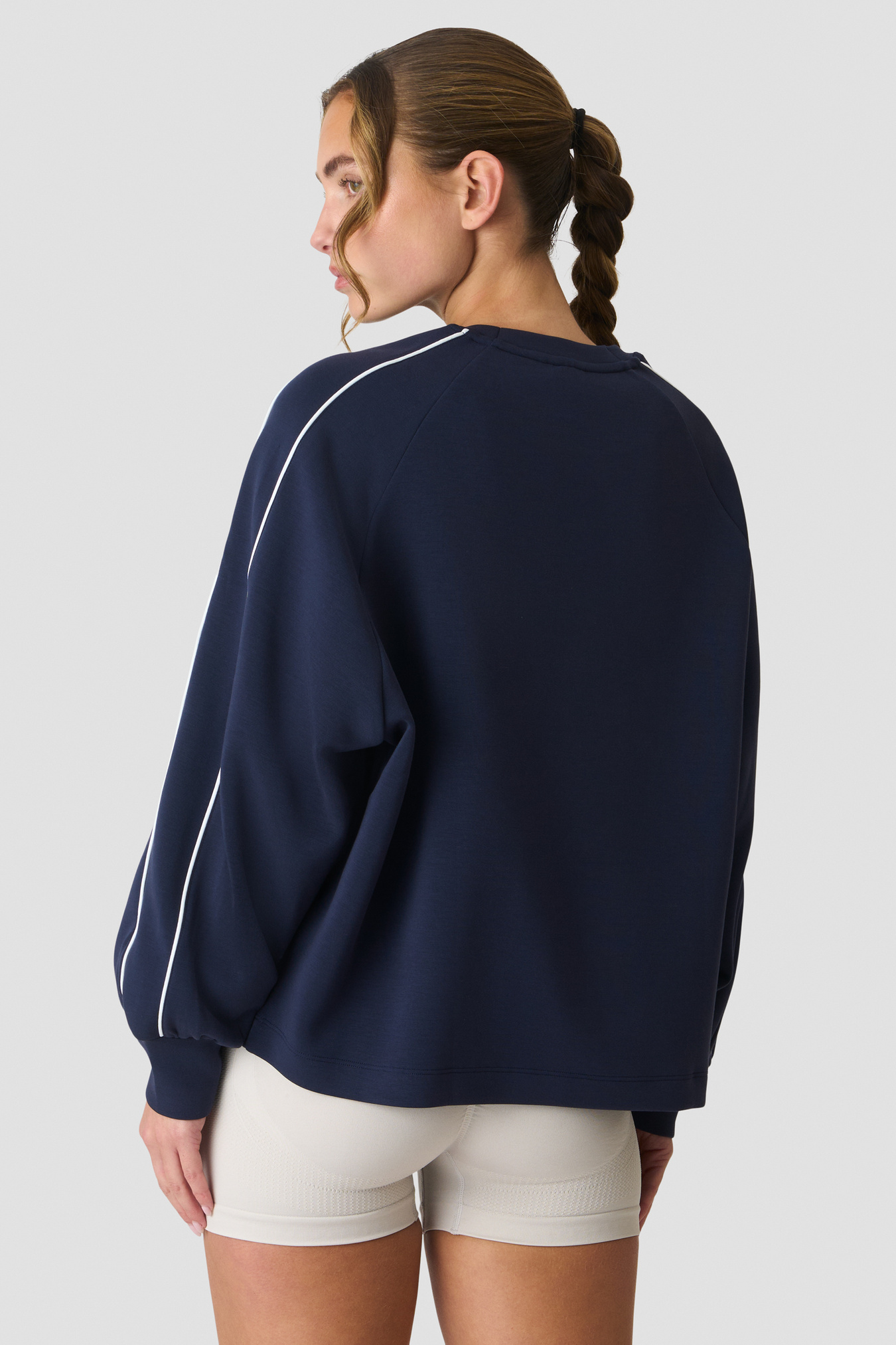 Contrast Crewneck Midnight Blue - bilde 2