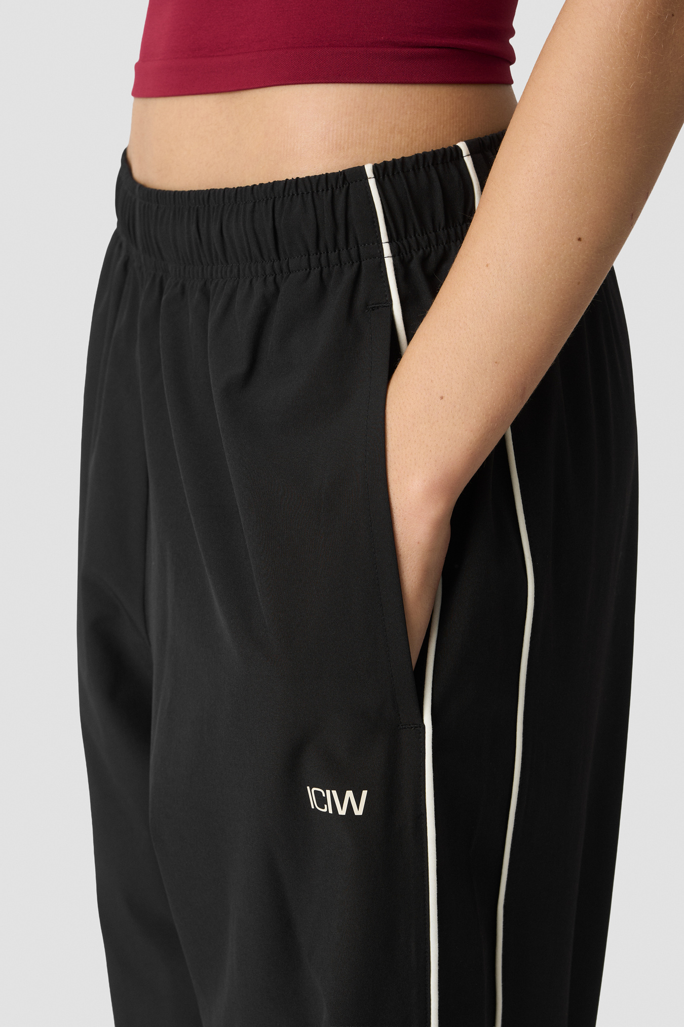 Contrast Pants Black - image 4