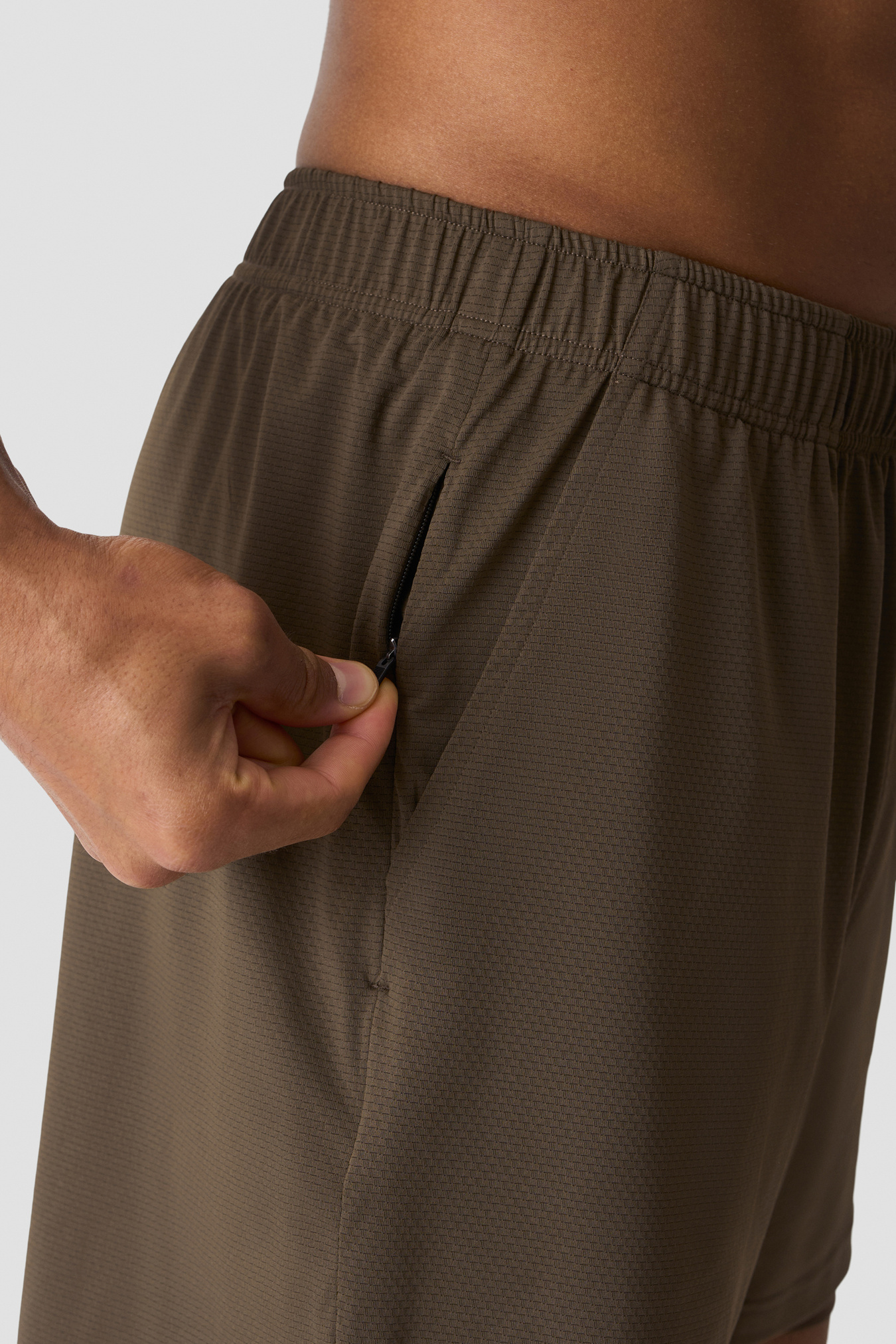 Stride 2-In-1 Shorts Forest Brown - image 5
