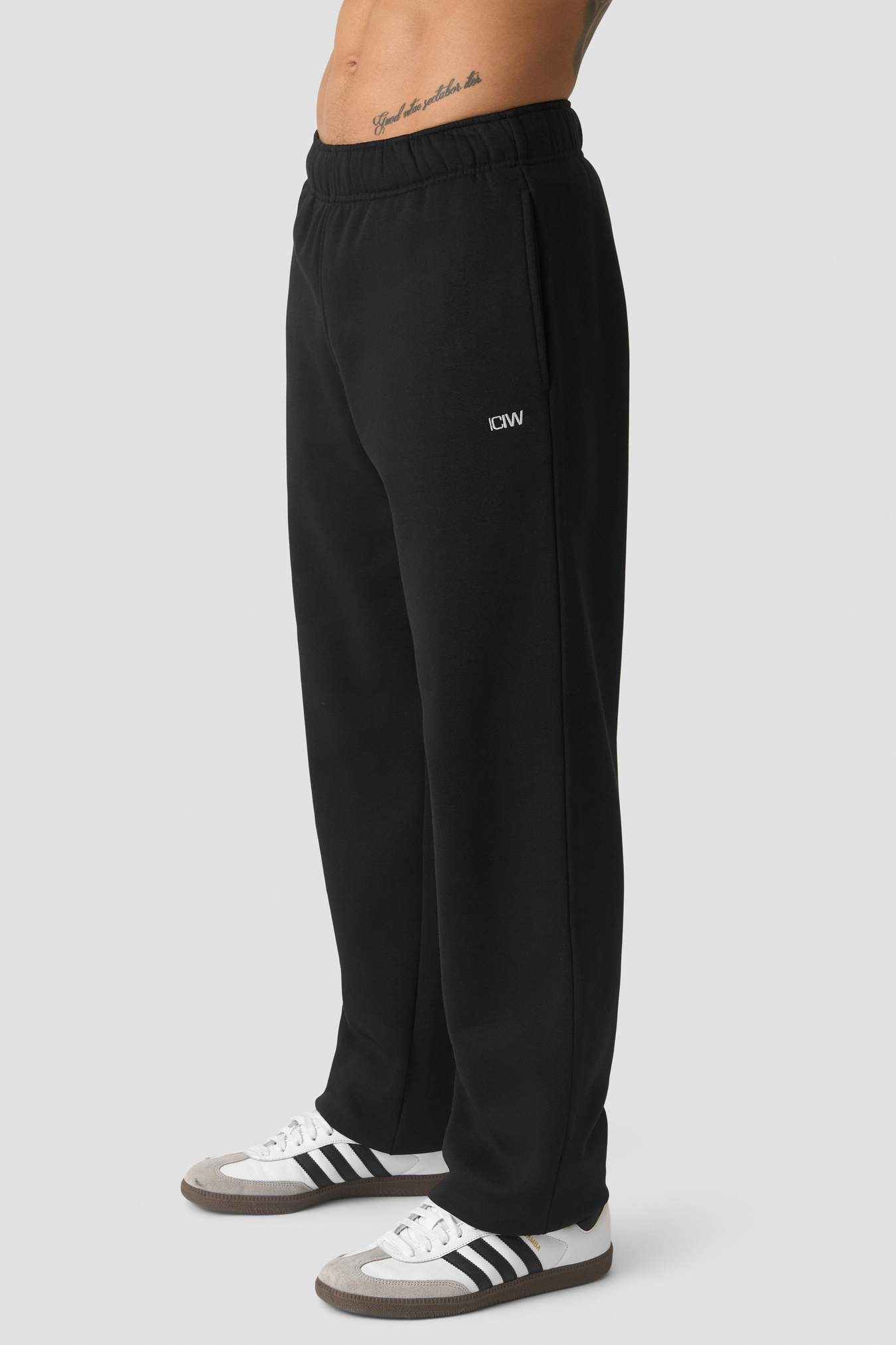 Everyday Straight Pants M Black - image 1