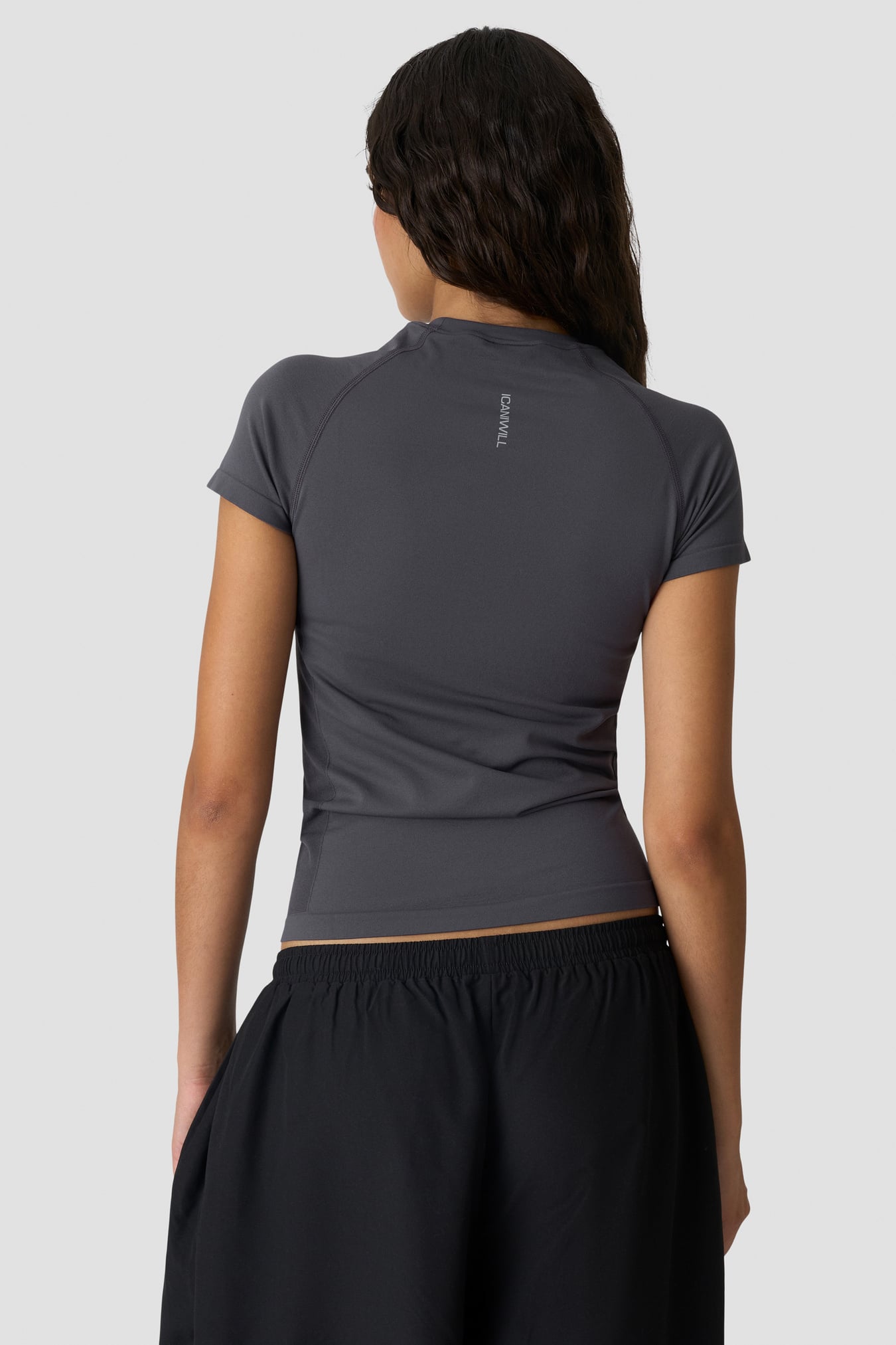 Define Seamless T-shirt Graphite - image 2
