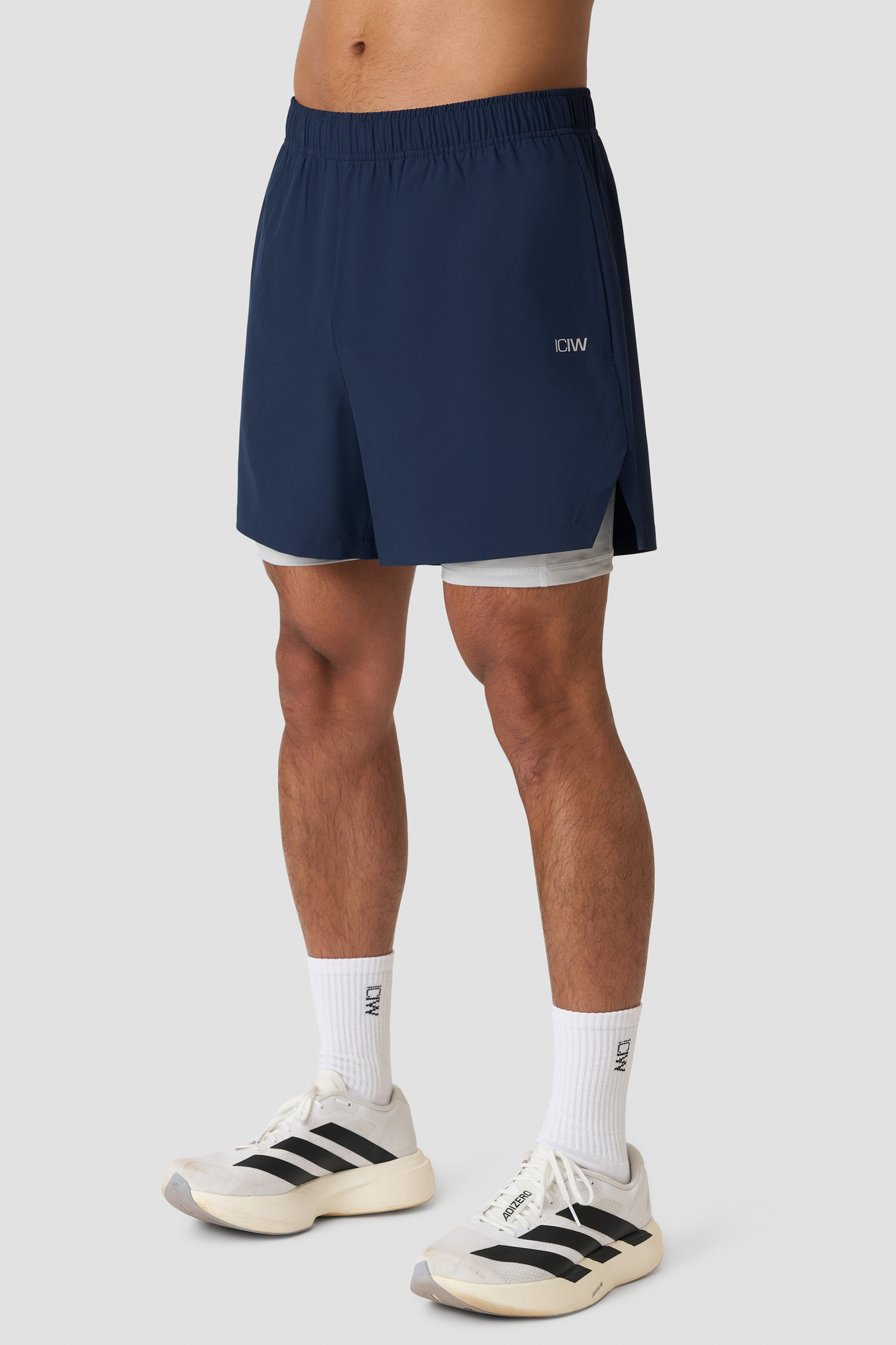 Essential Cardio 2-in-1 5'' Shorts Midnight Blue - bild 1