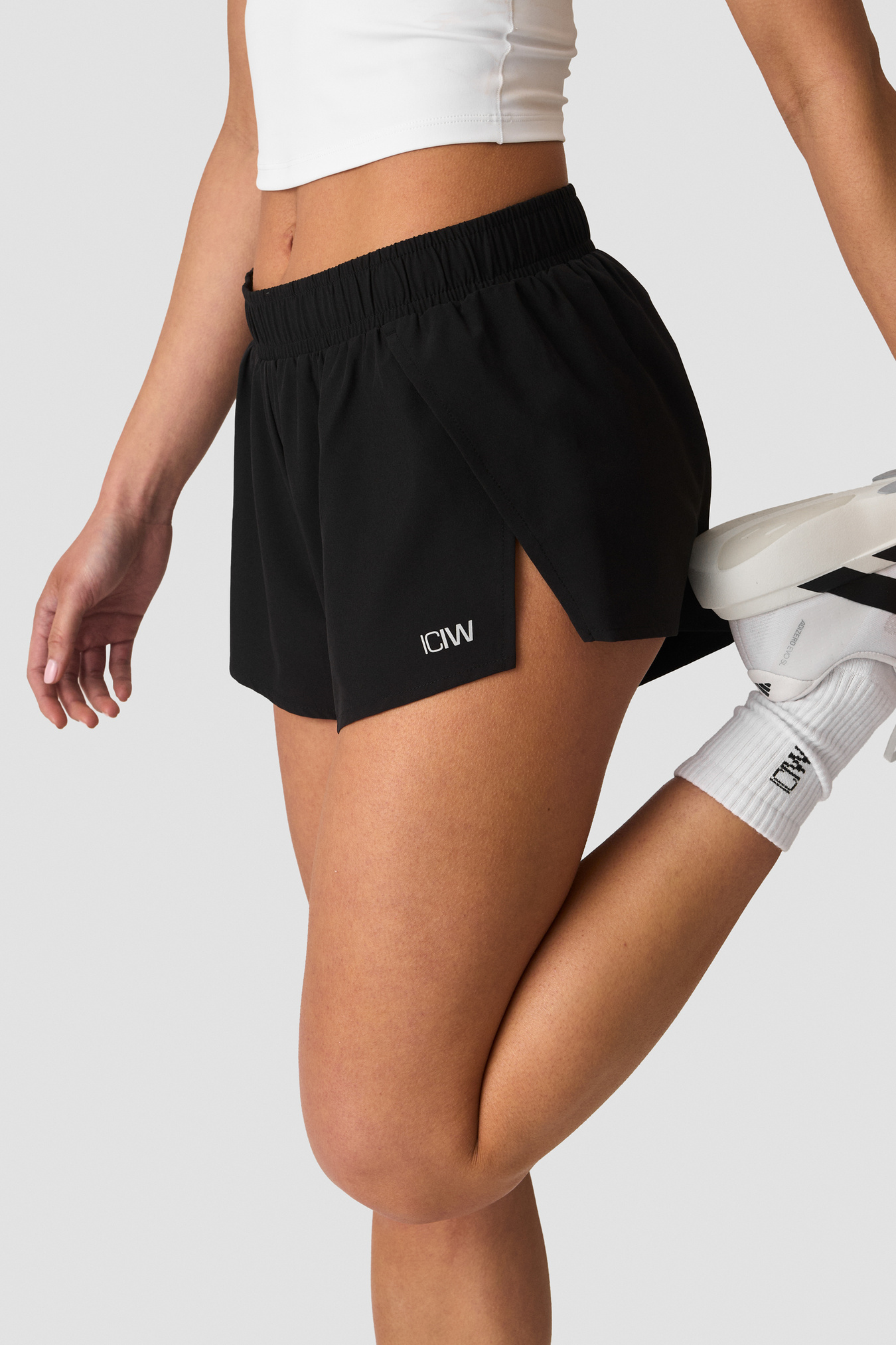 Mirage Running Shorts W Black - image 3