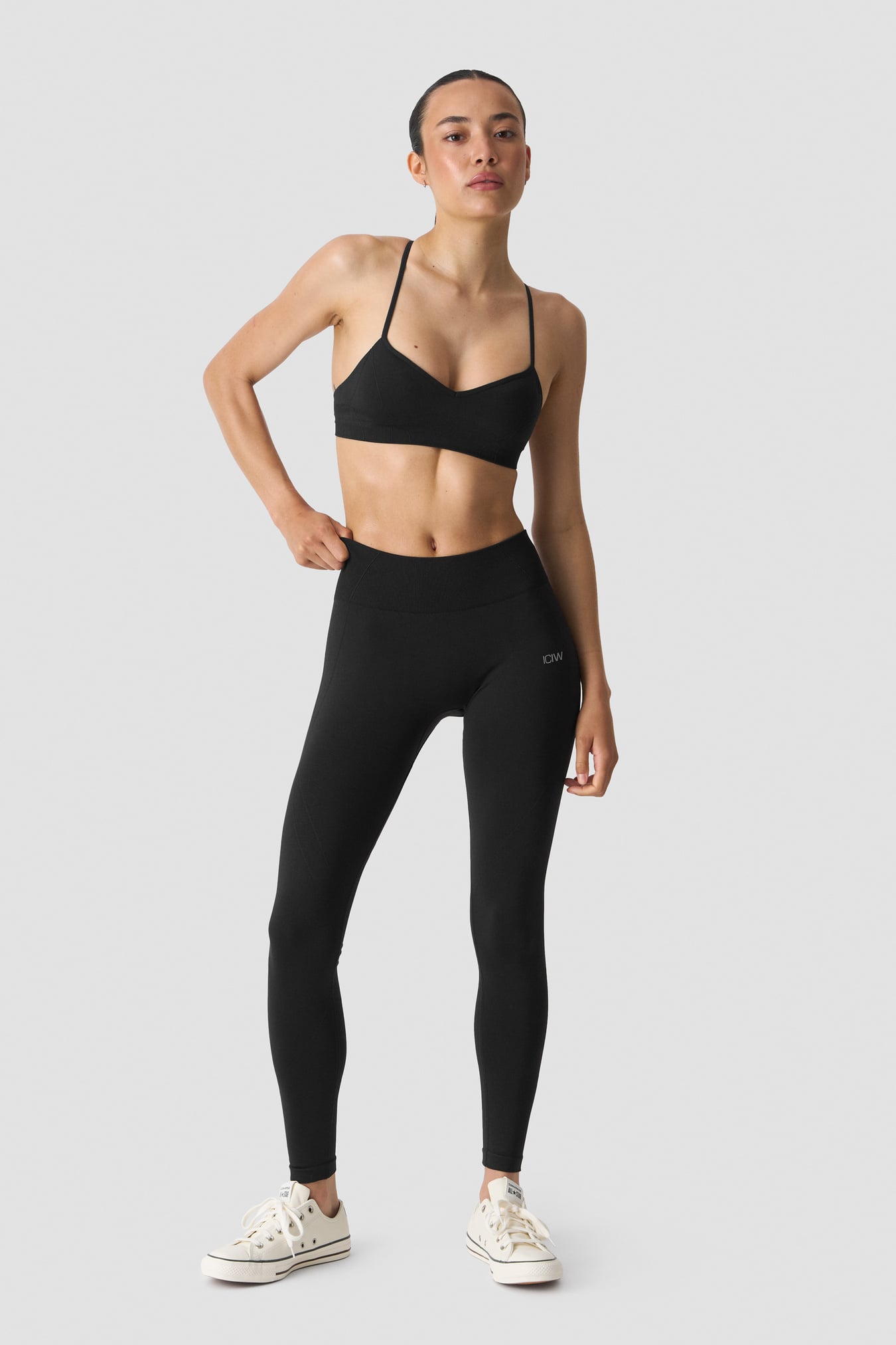 Shape Strappy Sports Bra black - image 5