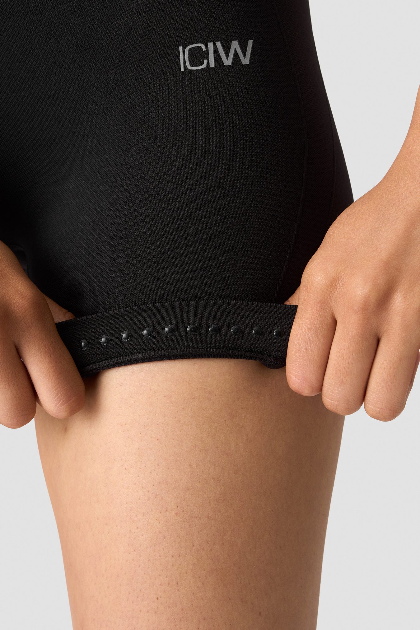 Shape High Waist Shorts black - image 5