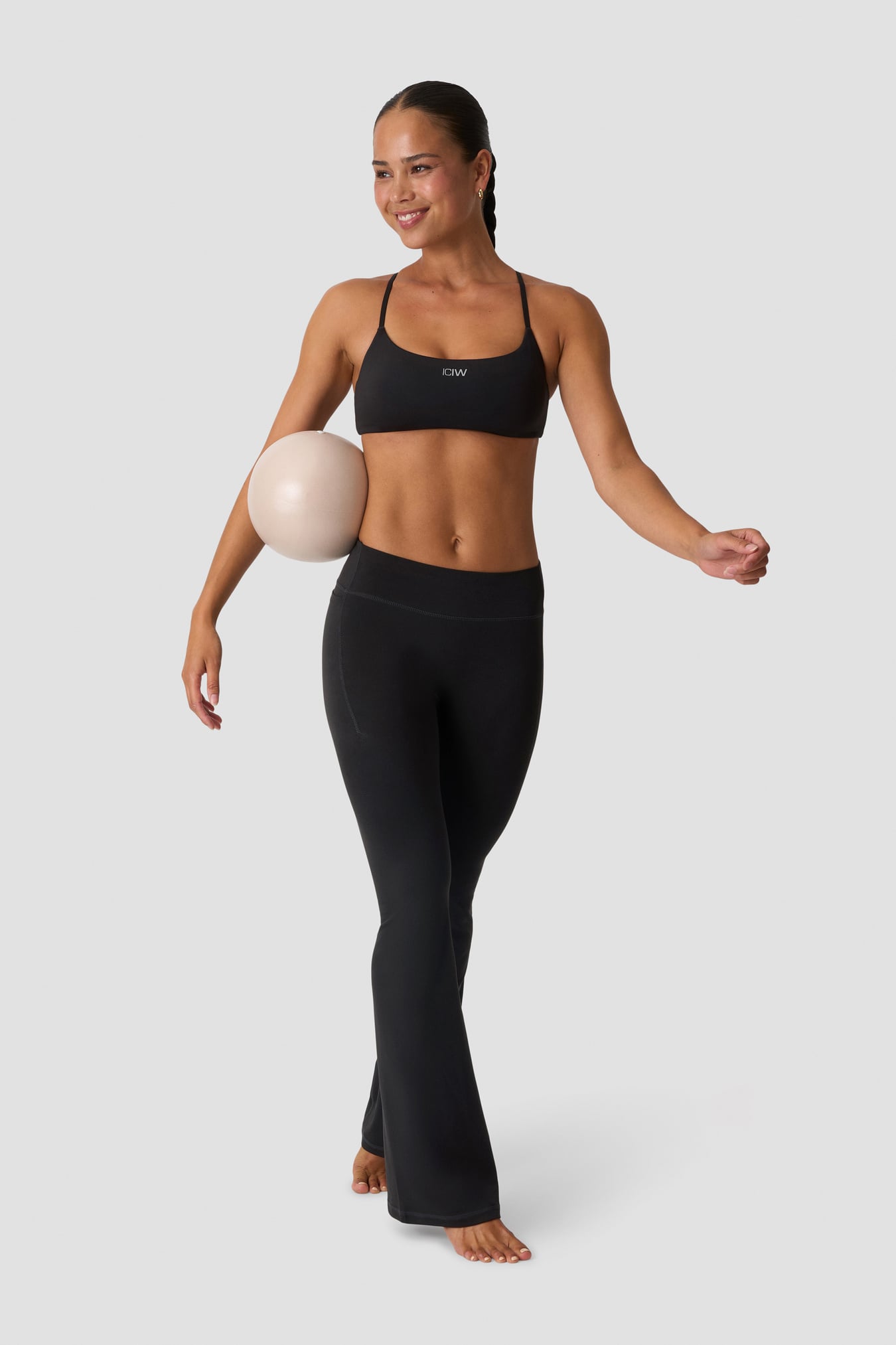 Luxe Strappy Sports Bra Black - image 4