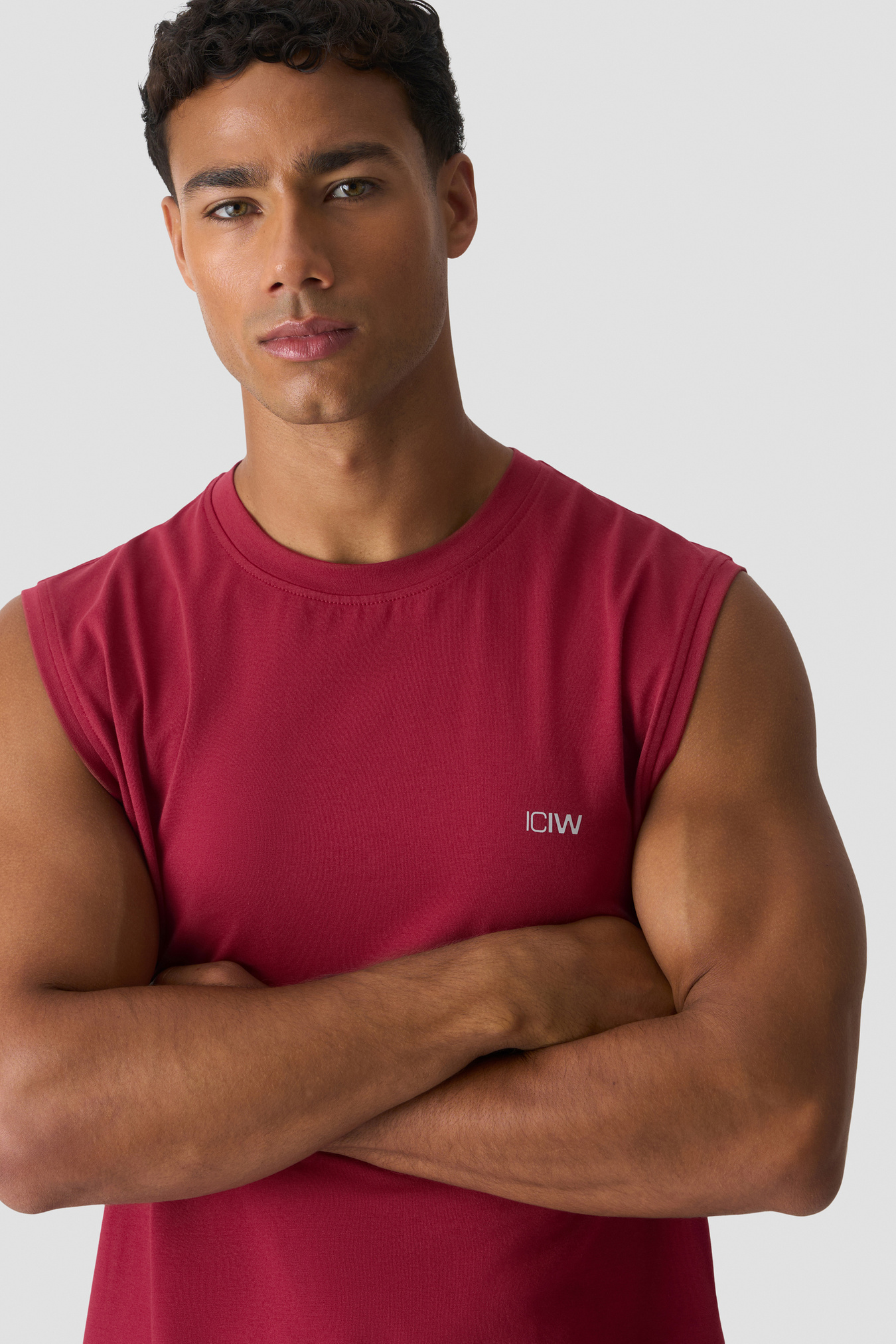 Workout Sleeveless Tee dark berry - immagine $