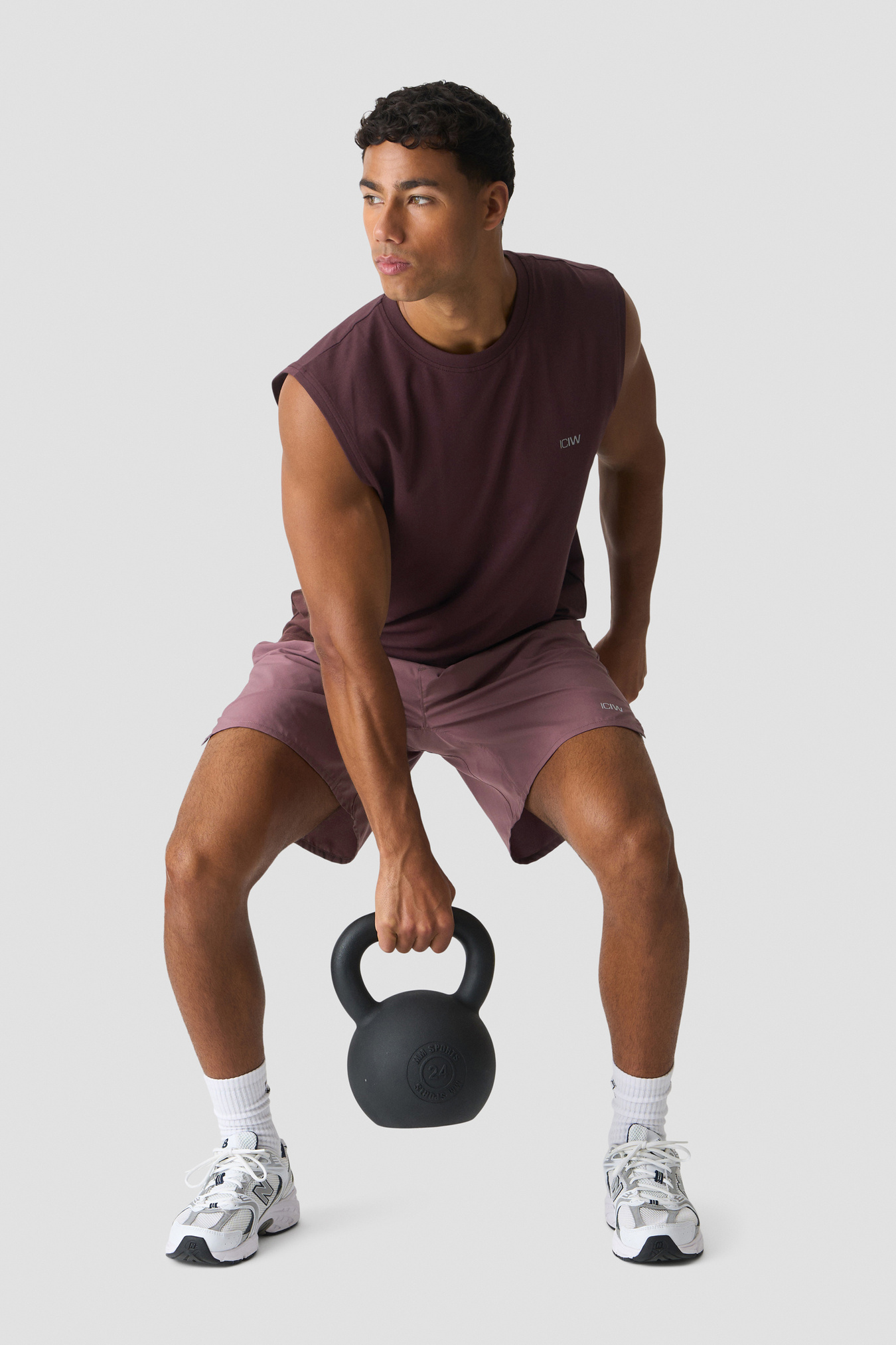 Workout Sleeveless Tee espresso - immagine $