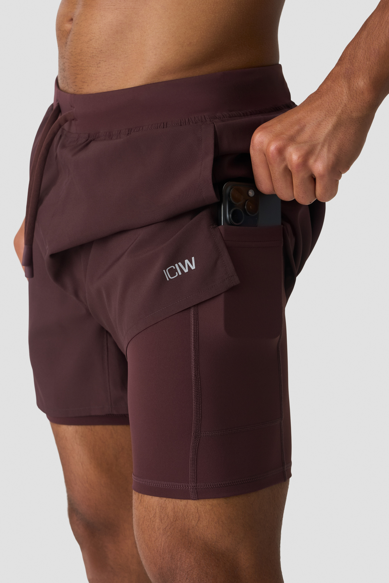 Workout 2-in-1 Shorts 5" Espresso - image 4