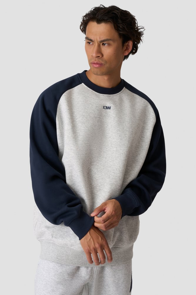 Everyday Raglan Sweater Midnight Blue