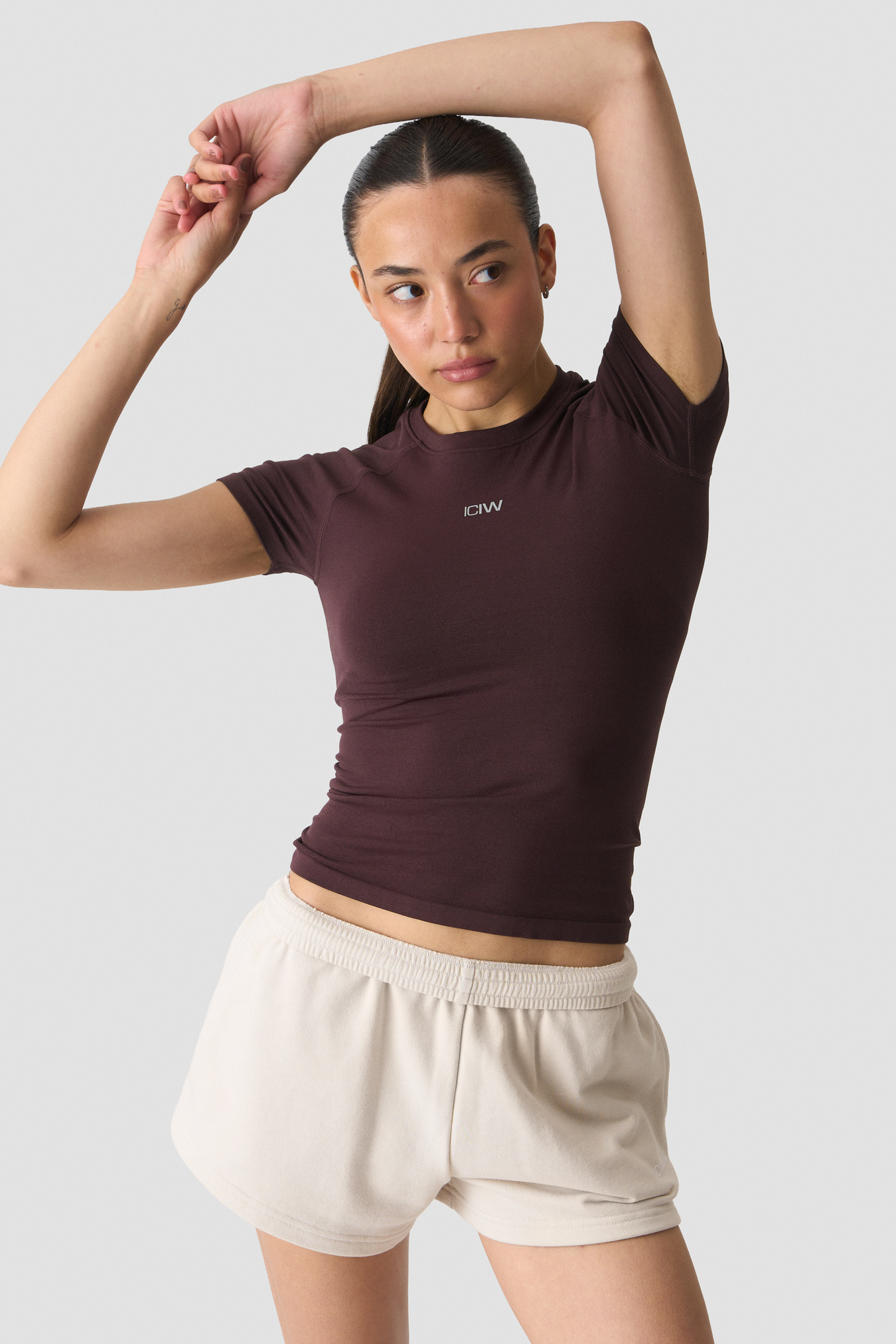 Smooth Seamless Tee Espresso - image 1